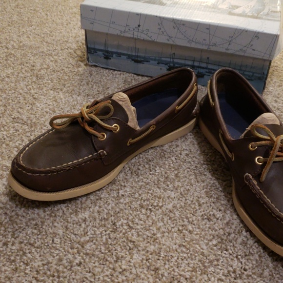 Brown Sperry - Picture 4 of 6